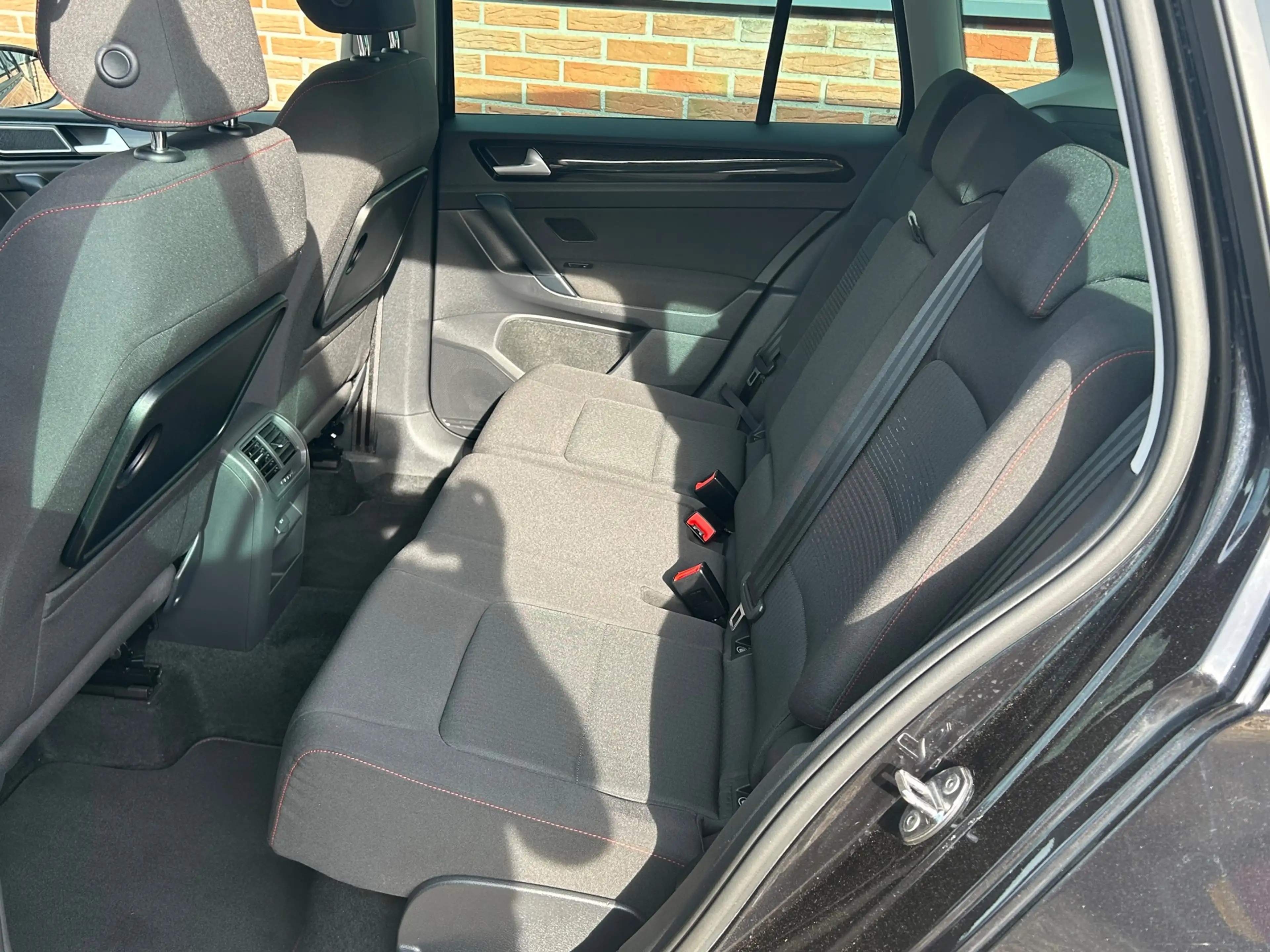 Volkswagen Golf Sportsvan 1.2 TSI Sound DSG Pdc/Ecc/Lmv/Pr-Glass — photo 13