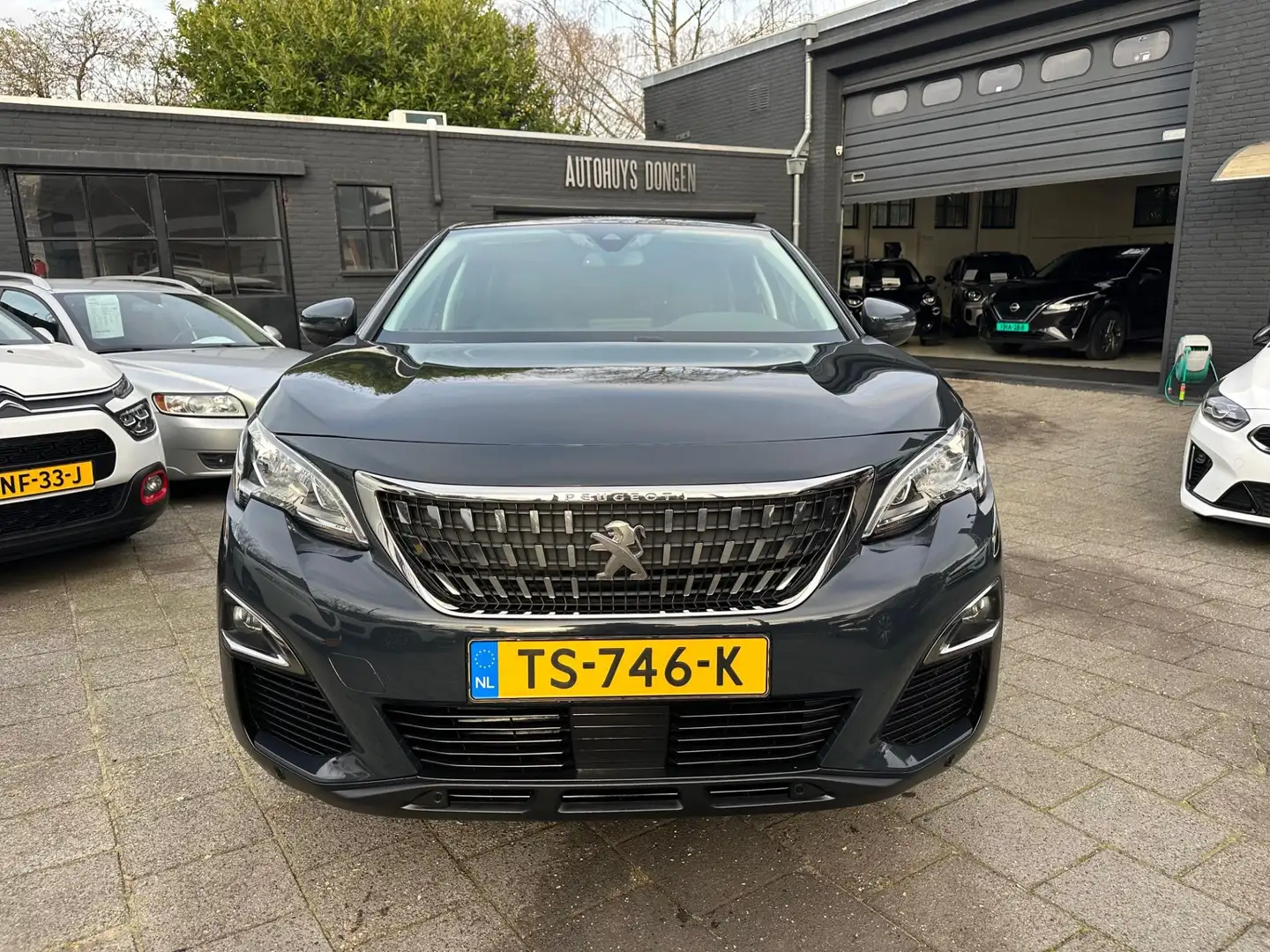 Peugeot 3008 1.2 PT (131pk) Blue Lease Executive! Navi! Leder! Grijs - 2