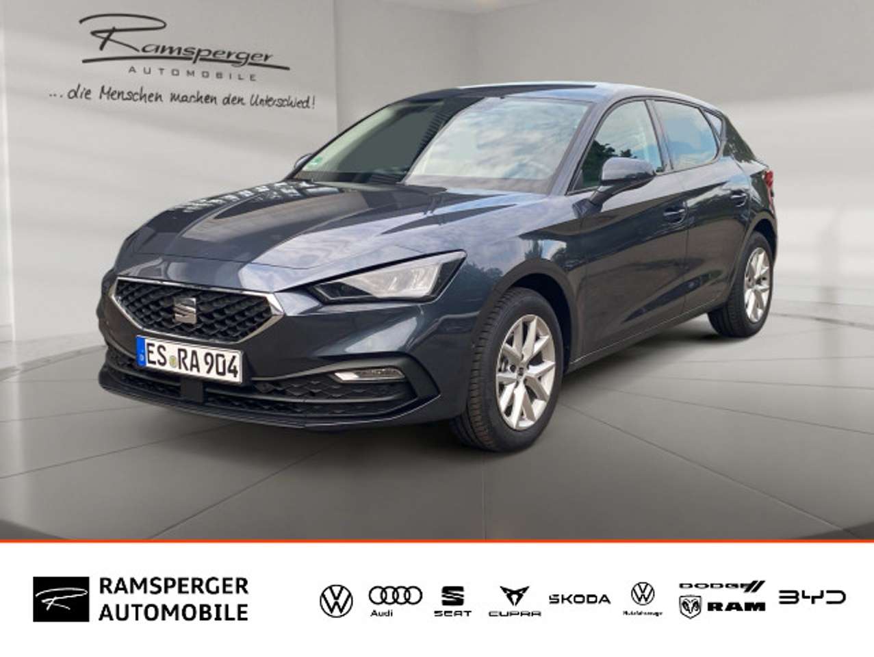 Seat Leon 2025 — Road Edition 1.5 eTSI Kamera/Assist/EPH/uvm