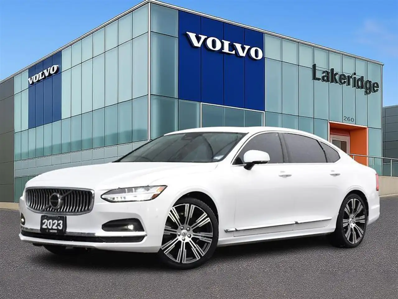 2023 Volvo S90