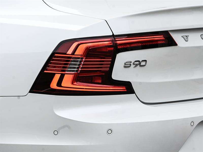 2023 Volvo S90