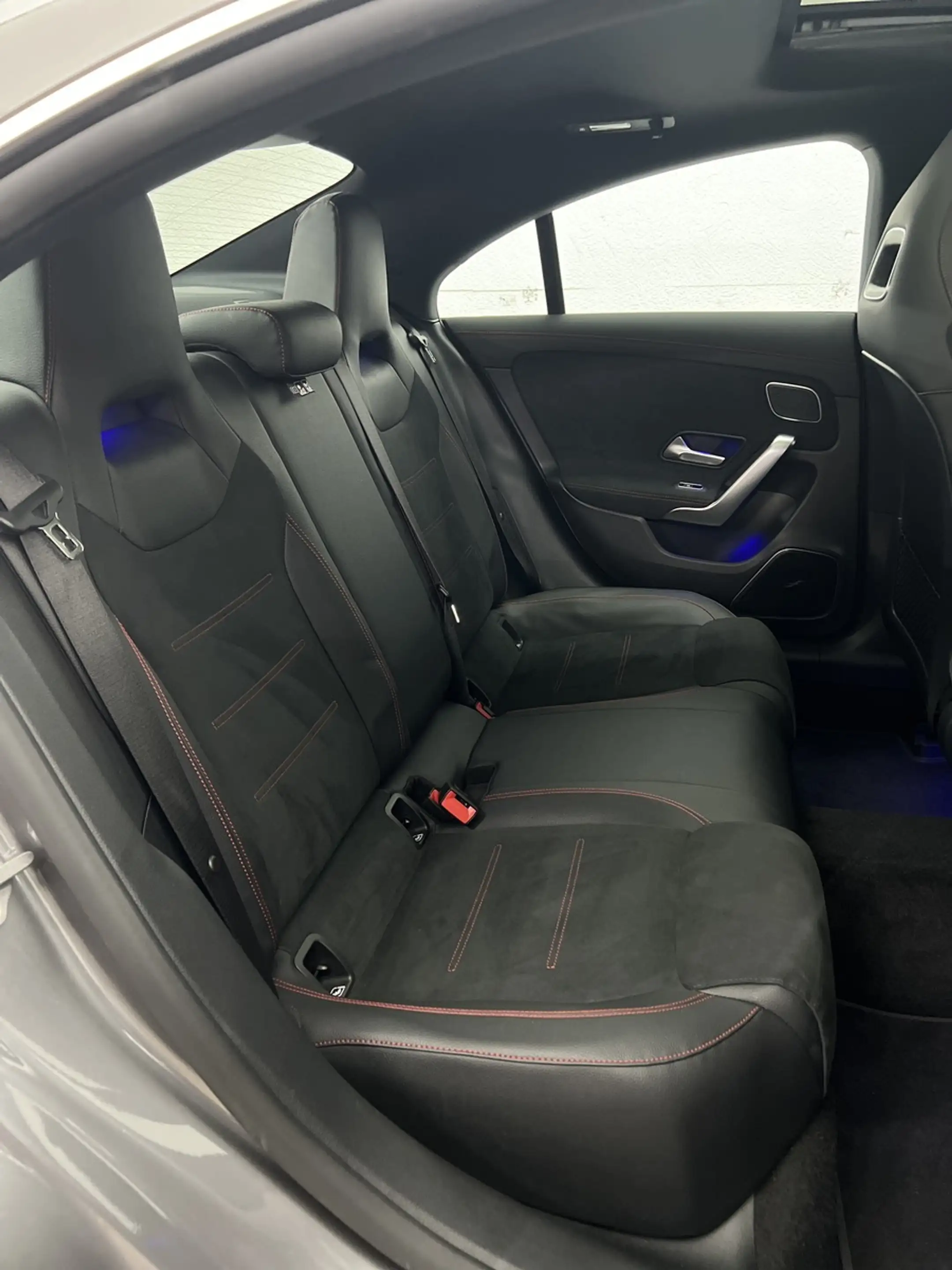 Mercedes-Benz CLA 220 4M AMG PANO+BURMESTER+360+DIGITAL+MEMO+ — photo 9