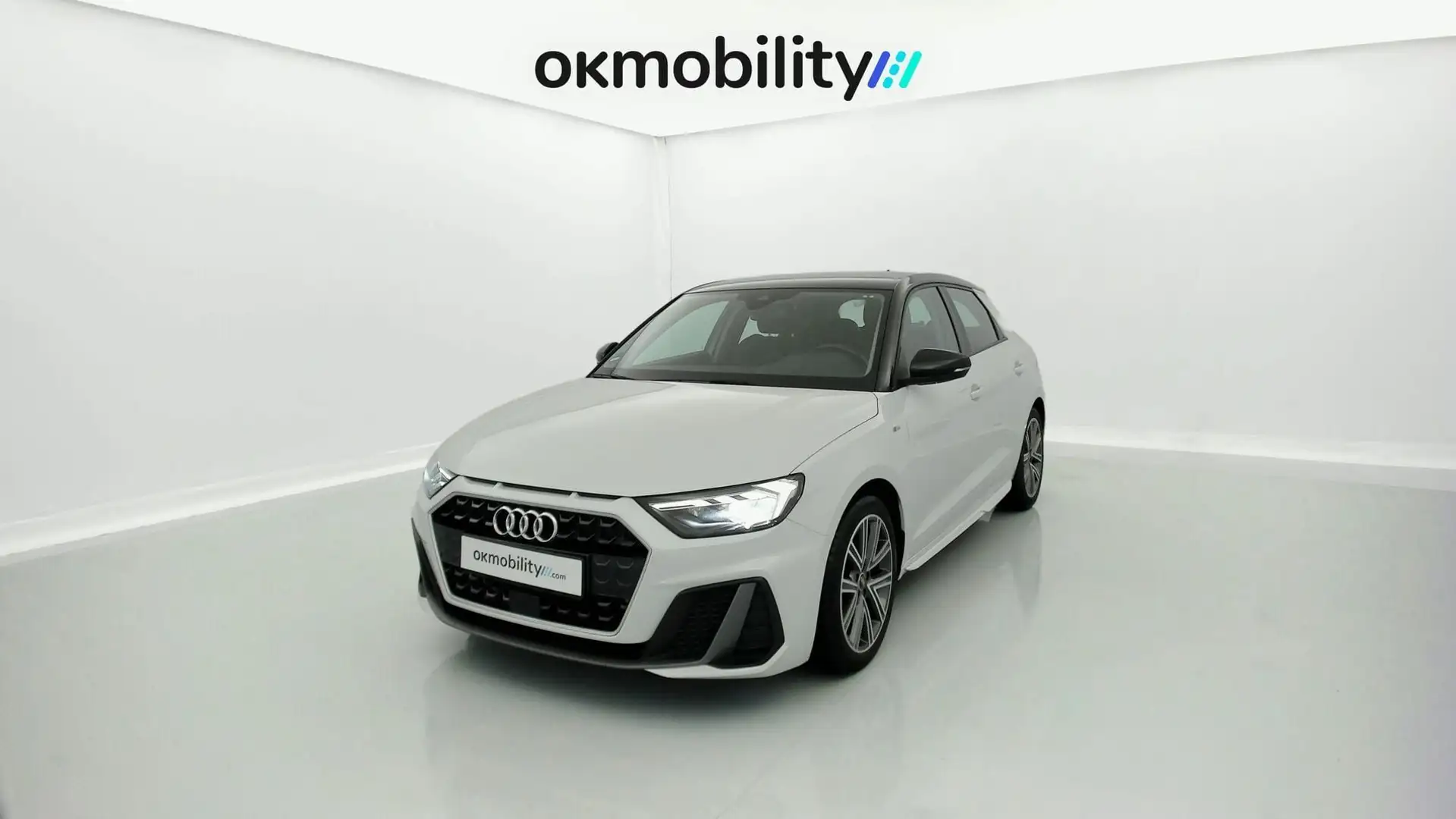 Audi A1 Sportback 30 TFSI Adrenalin Wit - 1
