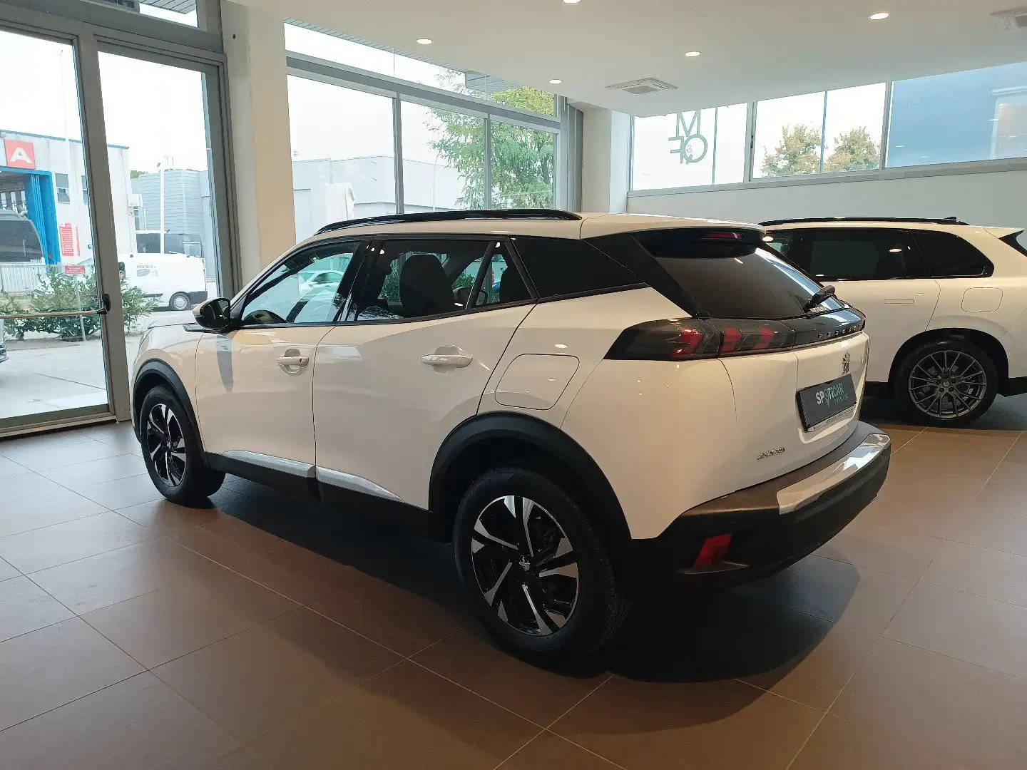 Peugeot 2008 1.5 bluehdi Allure Pack s&s 110cv Bianco - 2