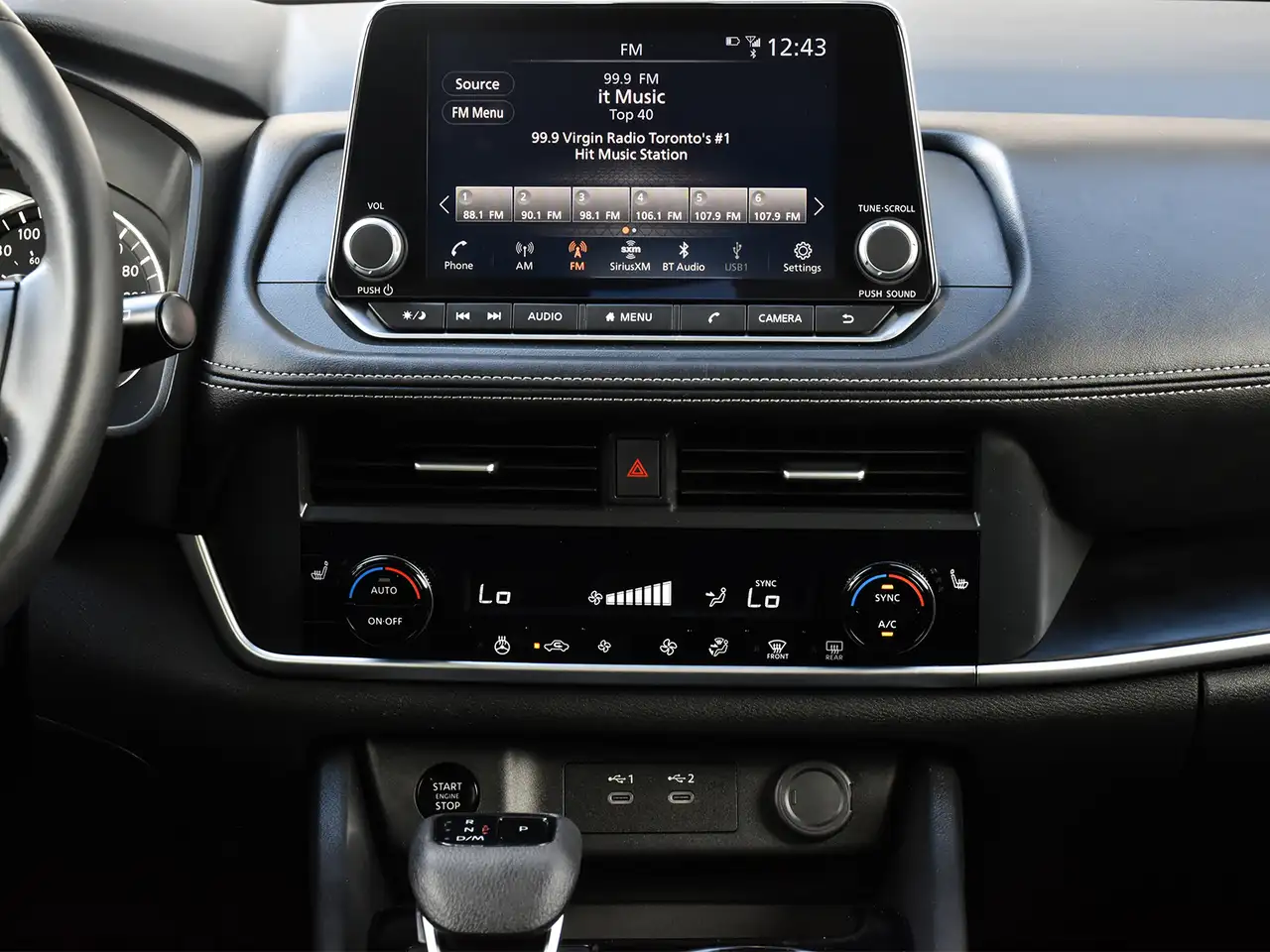 Nissan Rogue photo Nissan Rogue