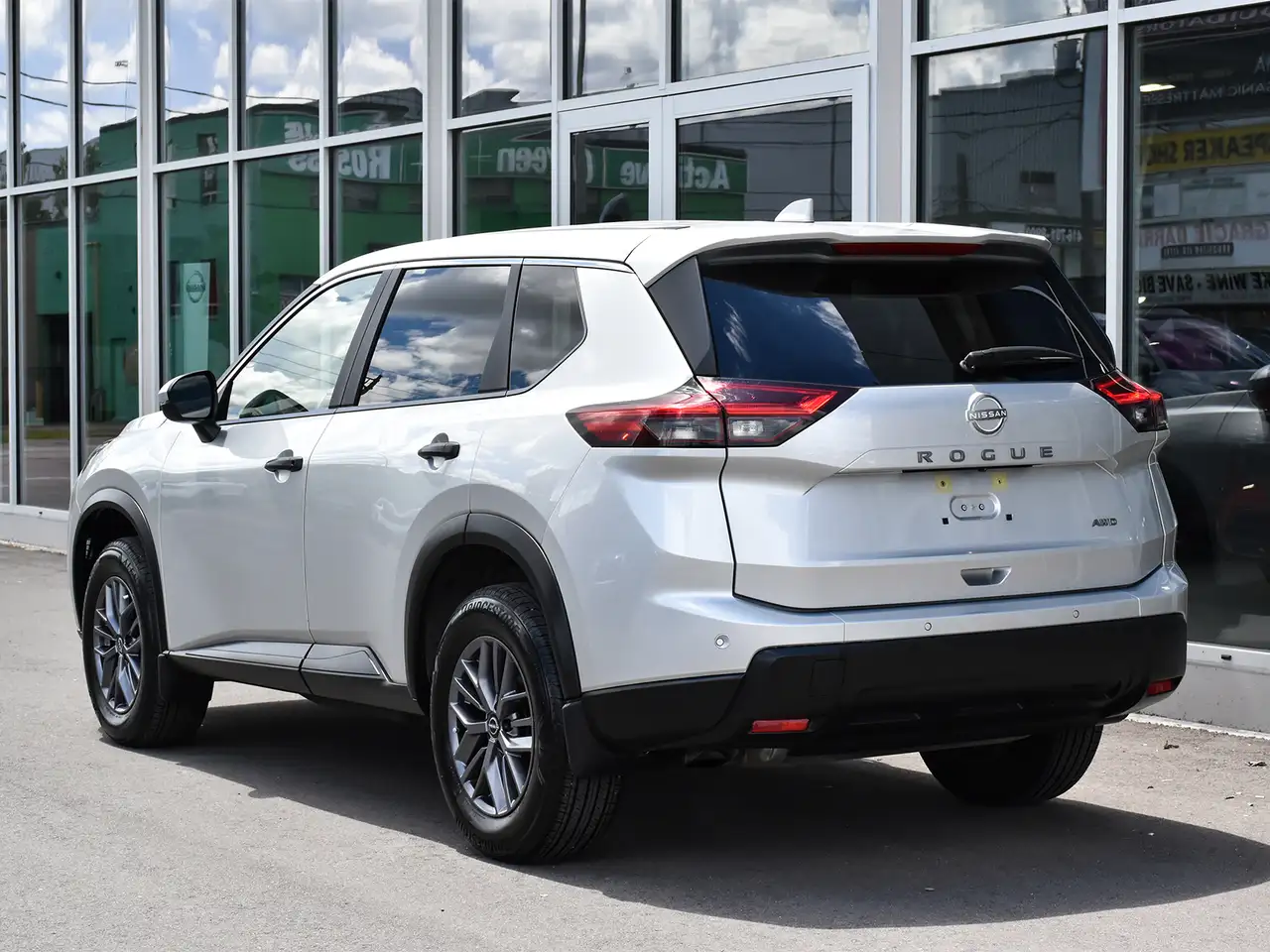 Nissan Rogue photo Nissan Rogue