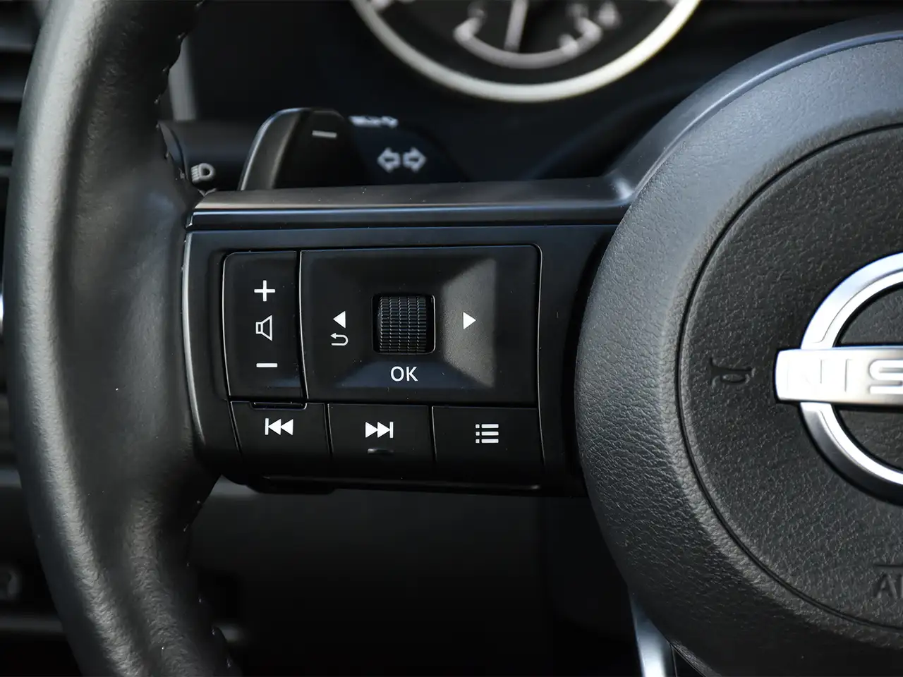 Nissan Rogue photo Nissan Rogue