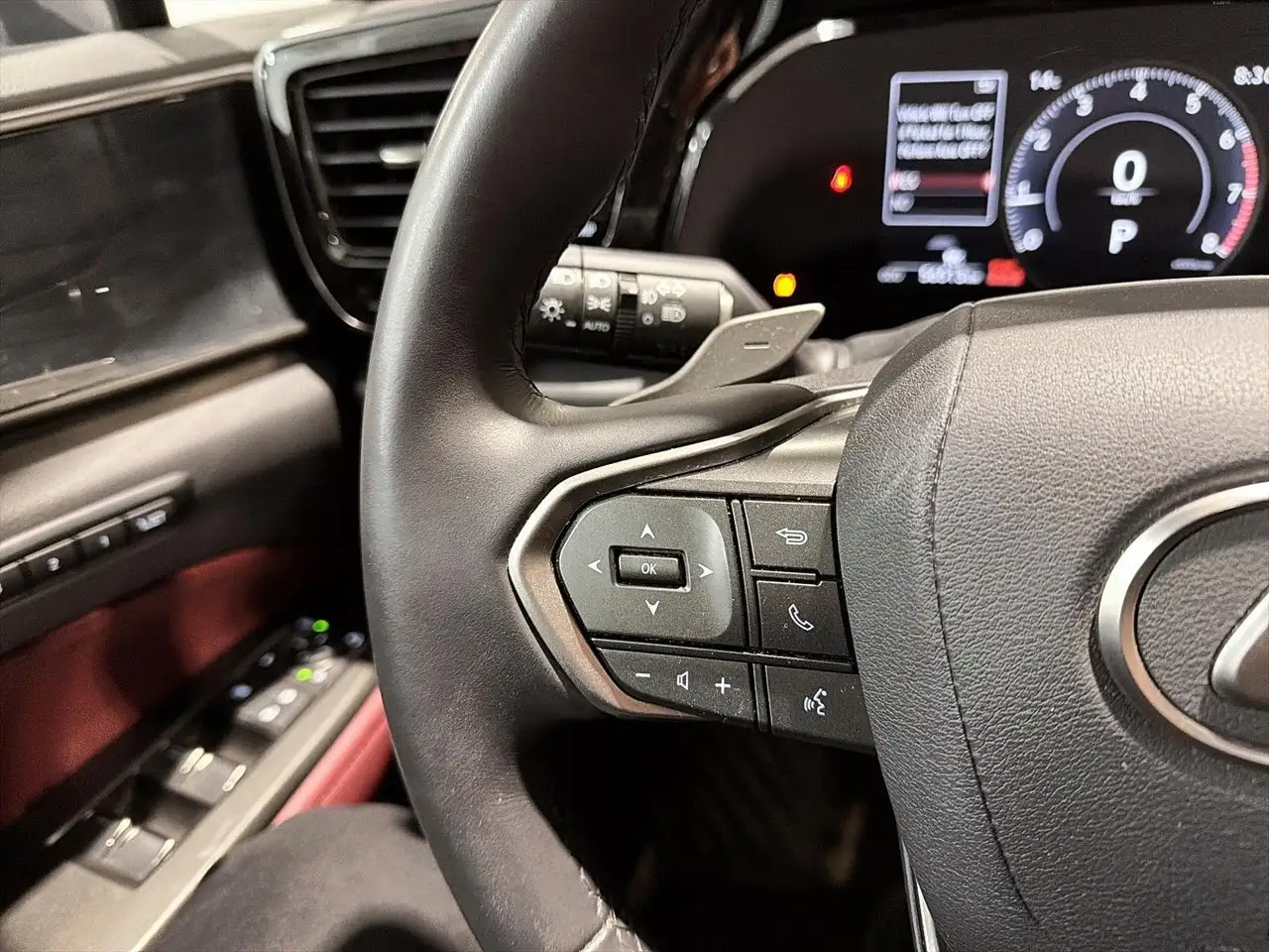Lexus NX снимка Lexus NX