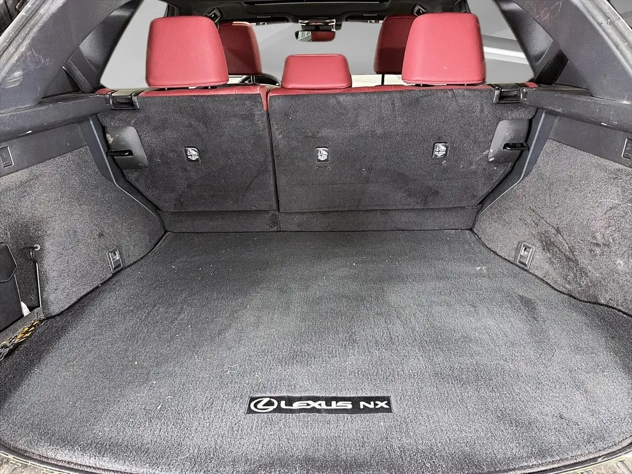 Lexus NX снимка Lexus NX