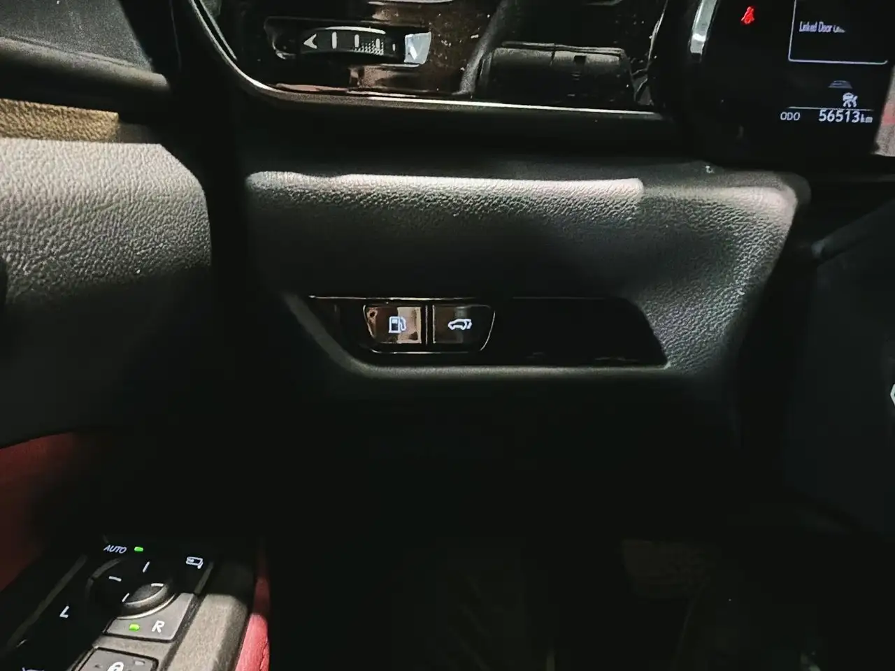 Lexus NX снимка Lexus NX