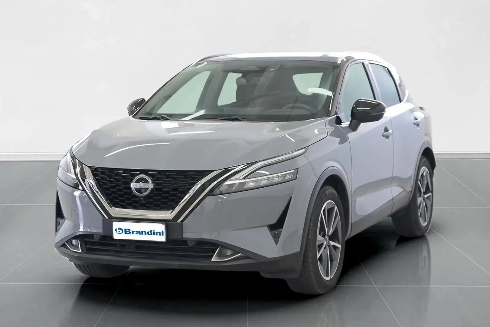 Nissan Qashqai 1.3 Mild Hybrid Tekna Grijs - 1