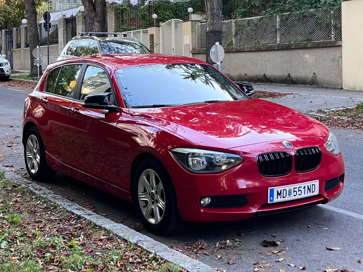 BMW 116 116i Rot - 1