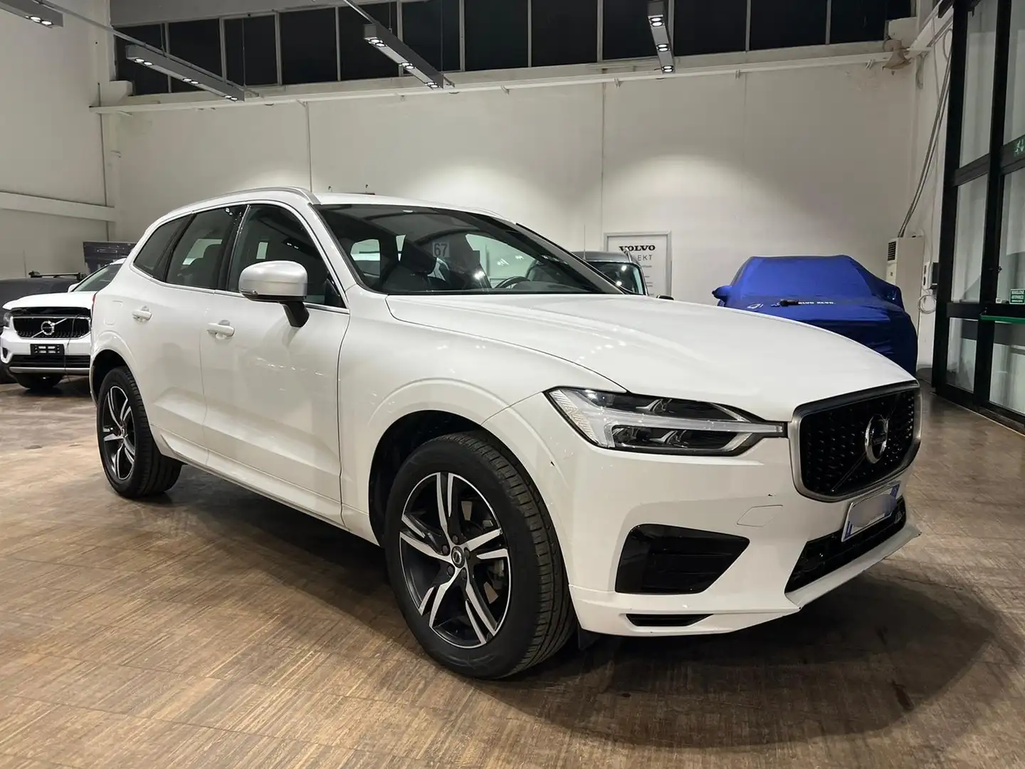 Volvo XC60 2.0 d4 R-design Geartronic - 1