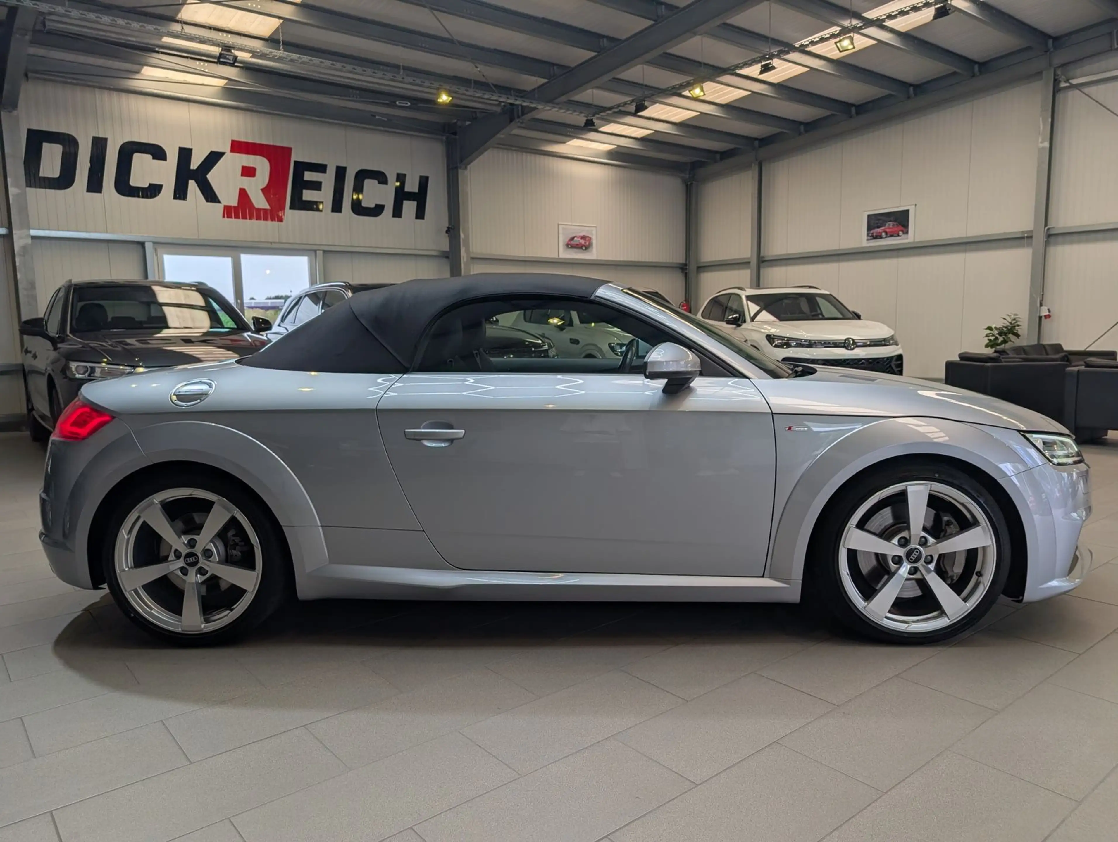 Audi TT Roadster 45 TFSI Quattro S-Line Sport-Paket + — photo 10