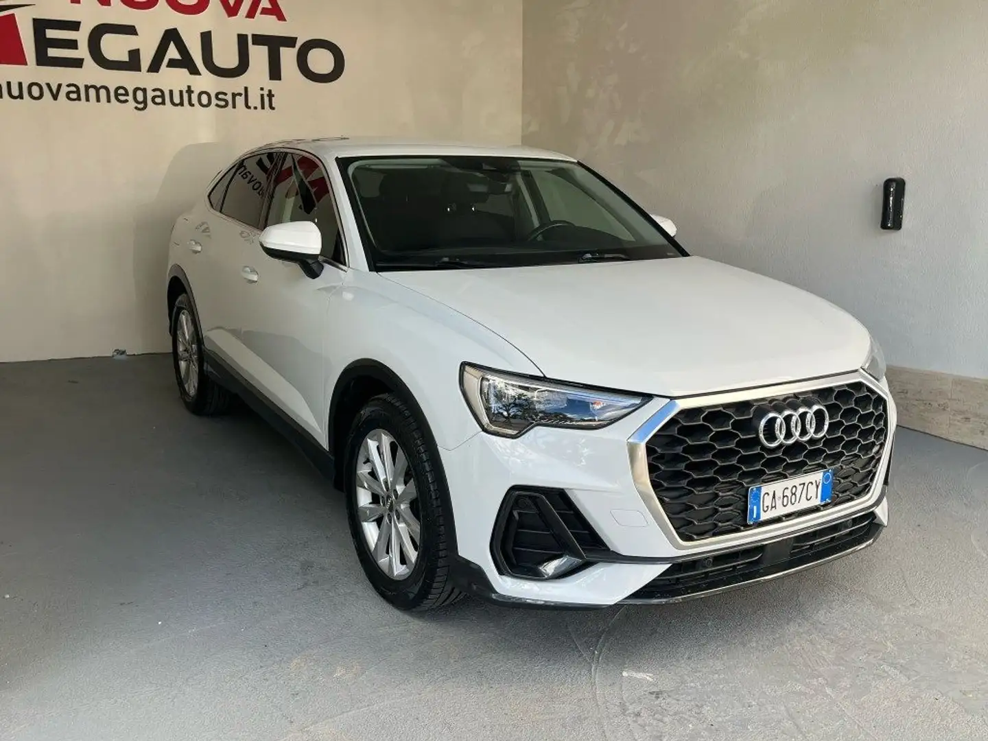 Audi Q3 SPB 35 TDI quattro S tronic Blanc - 2