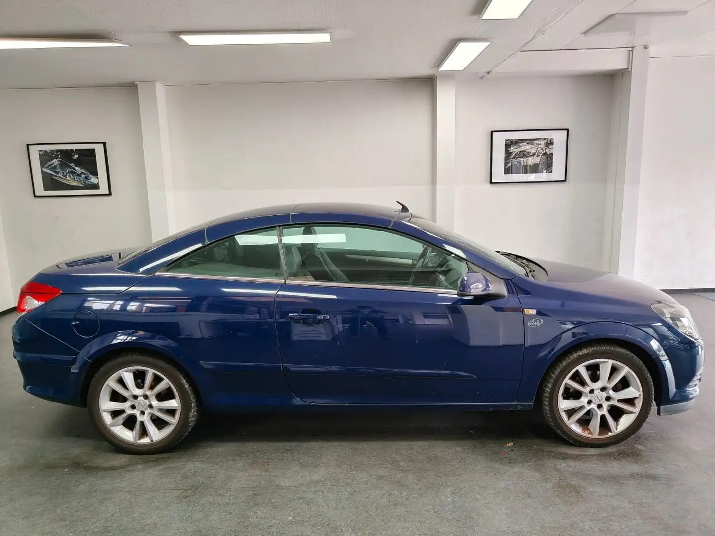 Opel Astra 1,8 Cosmo Cabrio Klima Teilleder Blau - 1