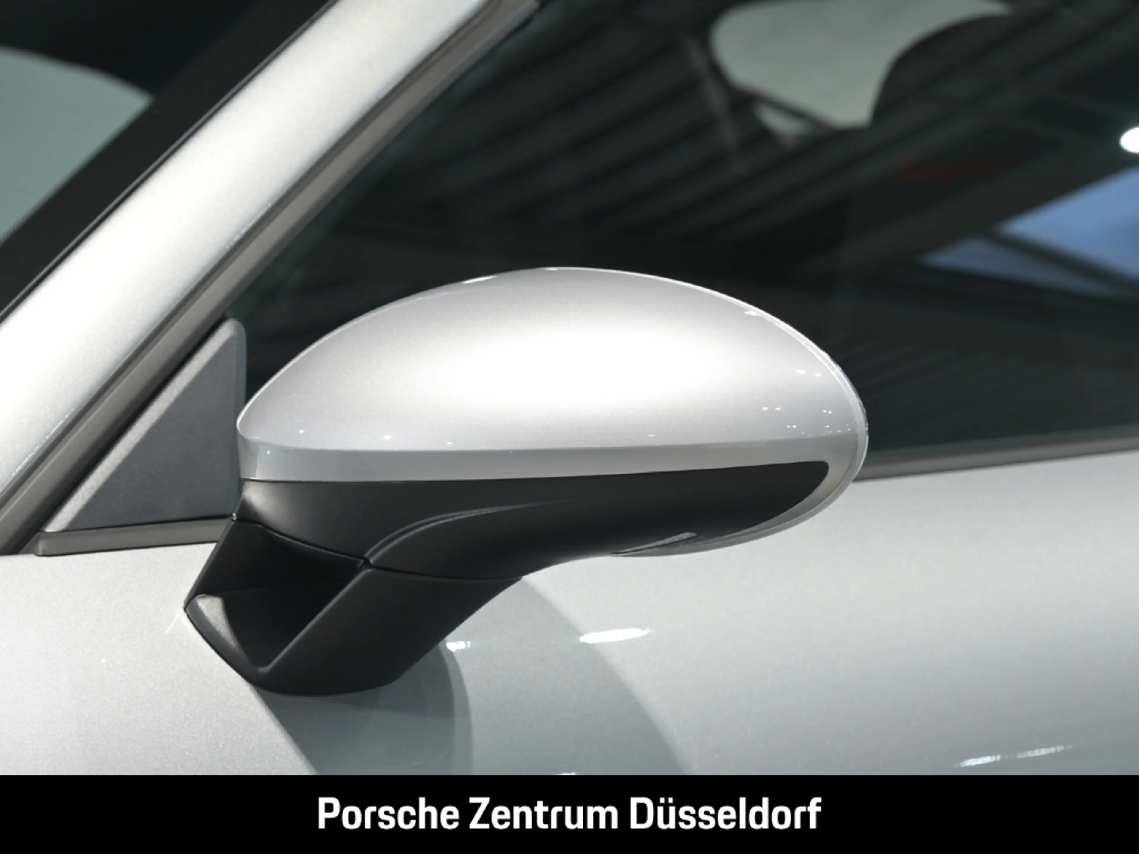 Porsche 718 Spyder Sportabgas Sport Chrono nur 9.621 km — photo 8