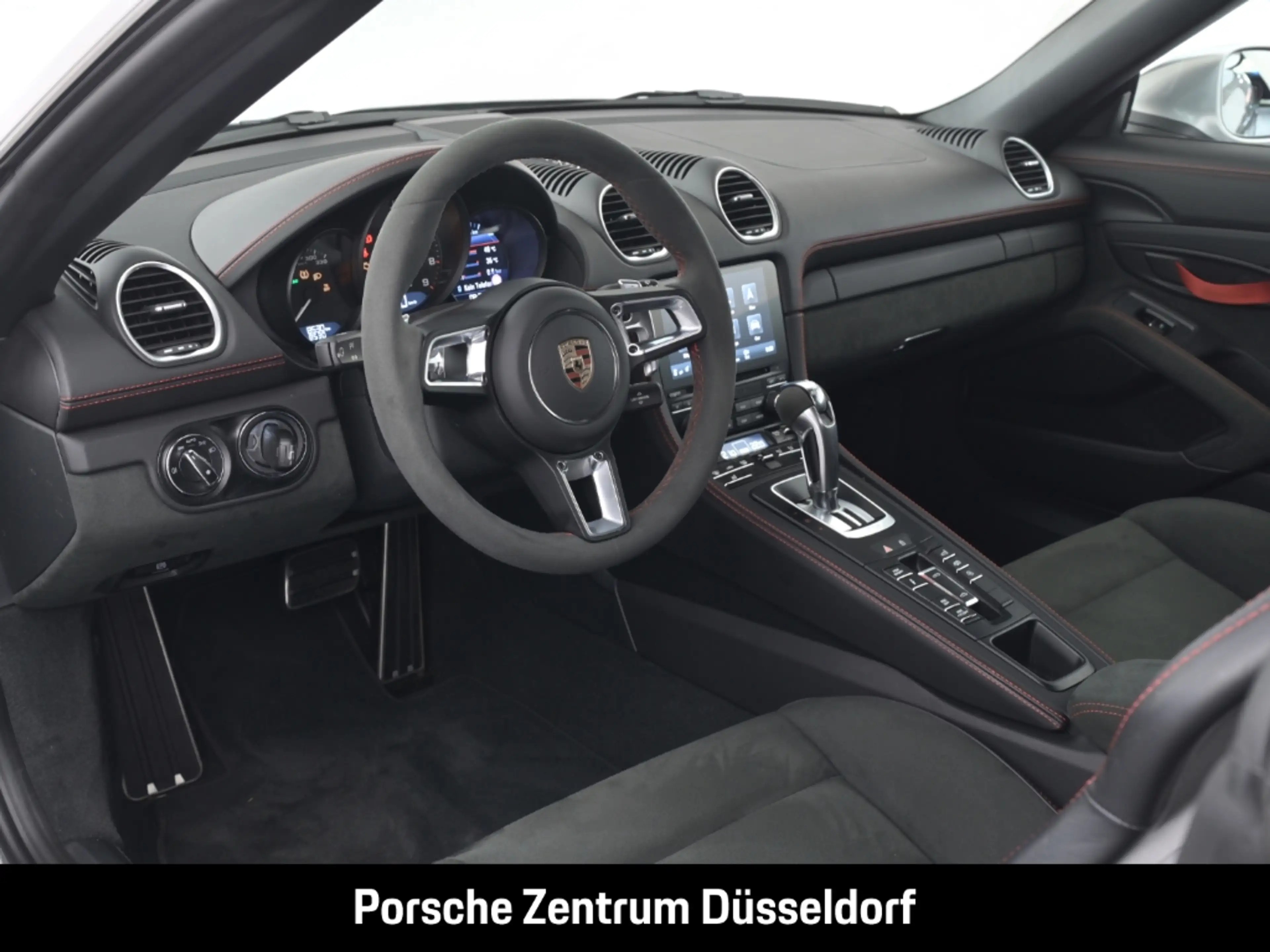 Porsche 718 Spyder Sportabgas Sport Chrono nur 9.621 km — photo 11