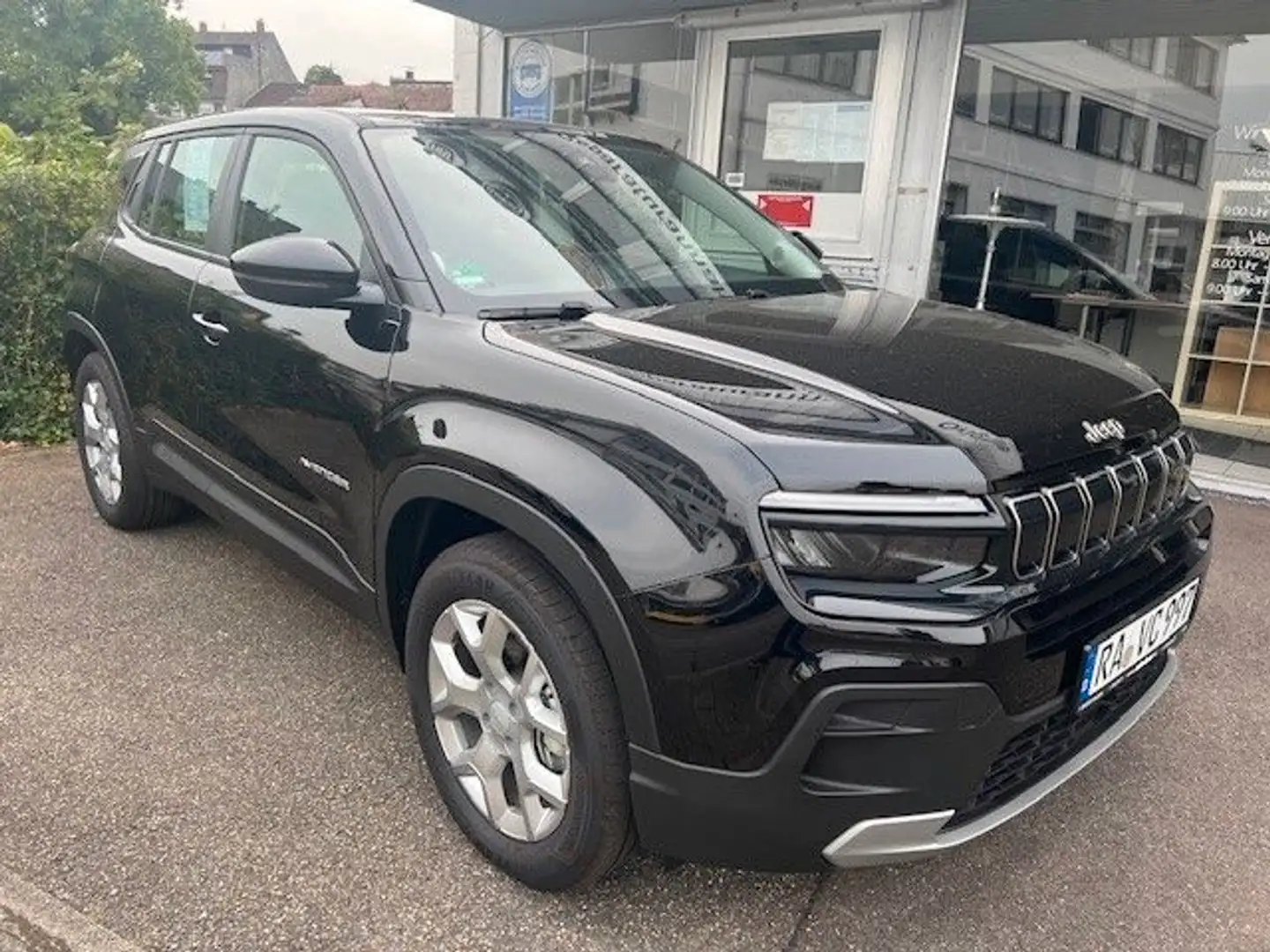 Jeep Avenger Altitude Schwarz - 2