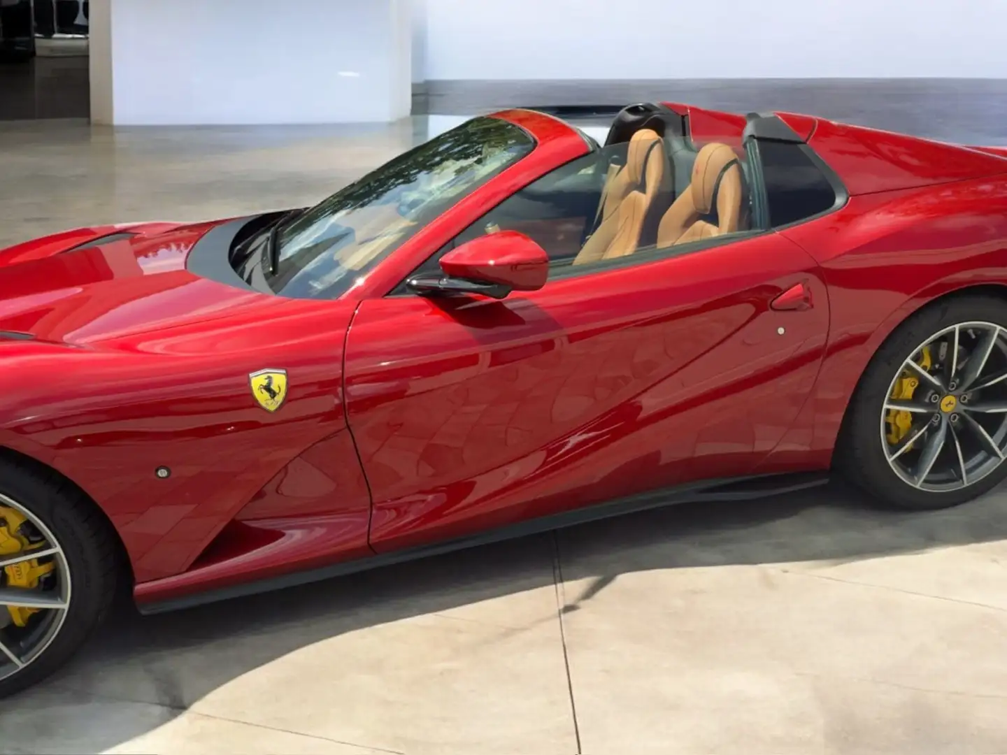 Ferrari 812 812 GTS - Einzigartige Kombination, wie neu Rot - 2