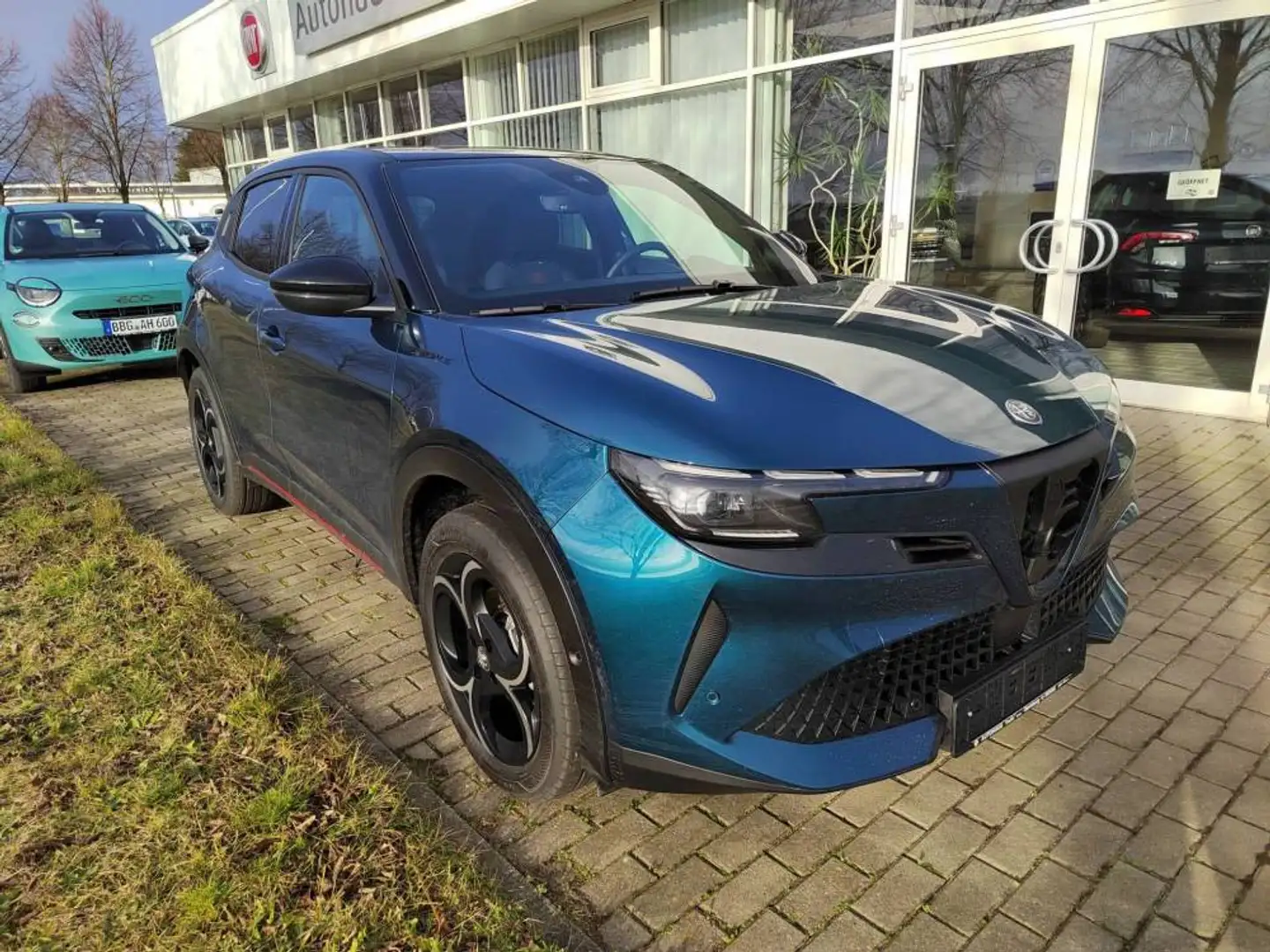 Alfa Romeo Junior Ibrida Speciale 1.2 VGT Navi-Kamera-LED-PDC-ACC - 1