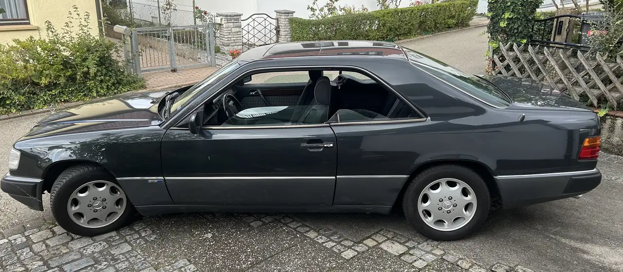 Mercedes-Benz CE 230 Sonderserie Sportline mit Sonderausstattungen, foto 8