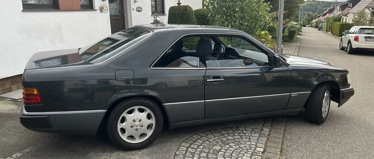 Mercedes-Benz CE 230 Sonderserie Sportline mit Sonderausstattungen, foto 9