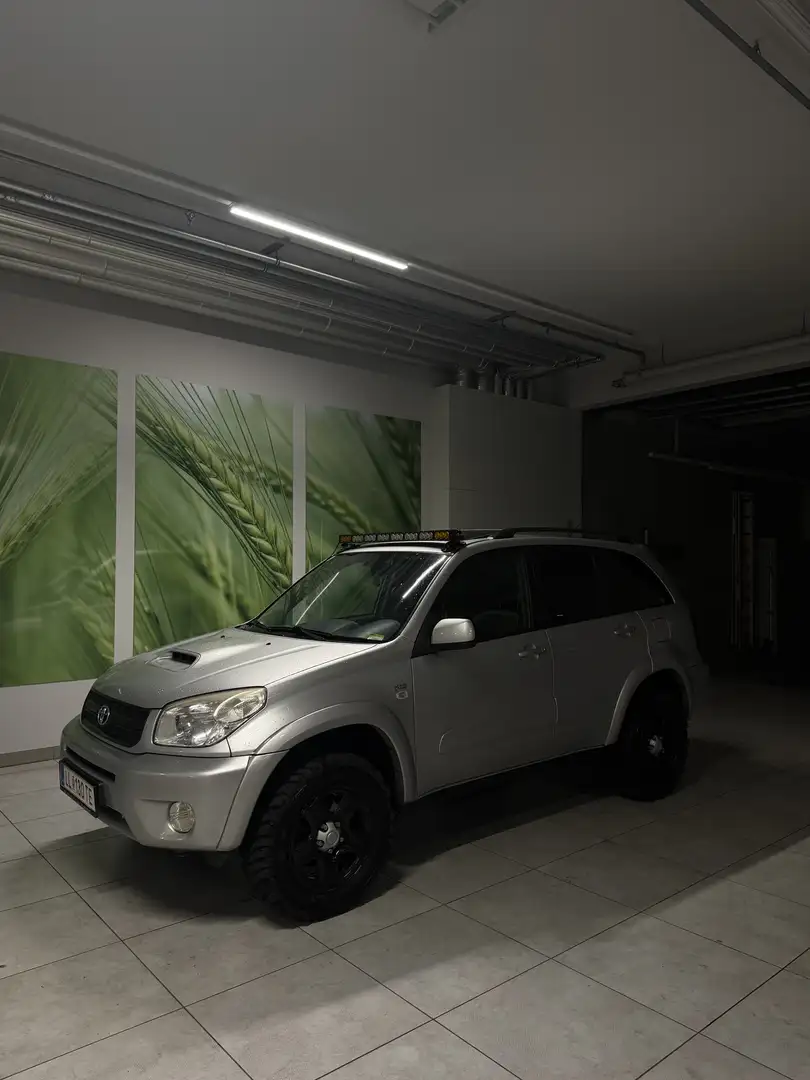 Toyota RAV 4 D-4D 4x4 Executive - 1