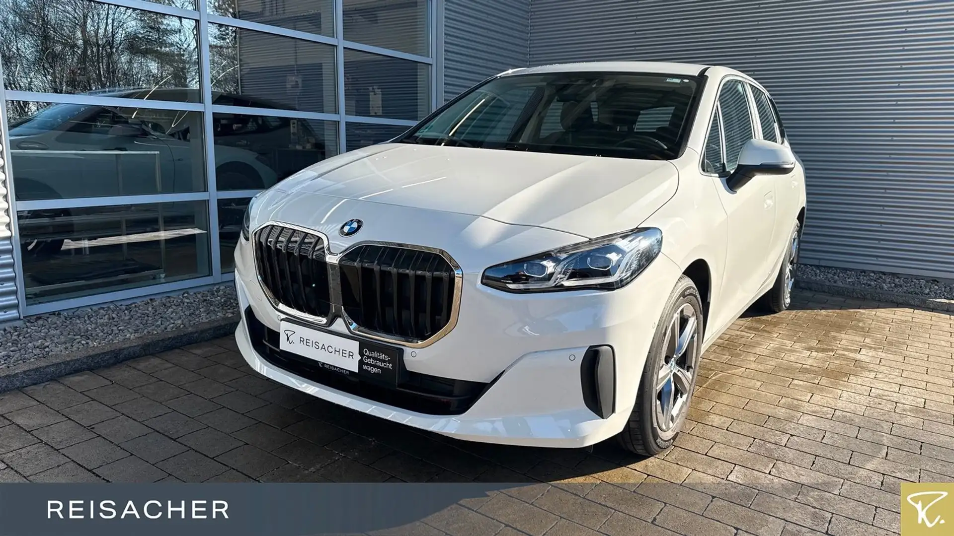 BMW 218 Navi adLED MemSi 17"LM RüKa Weiß - 1