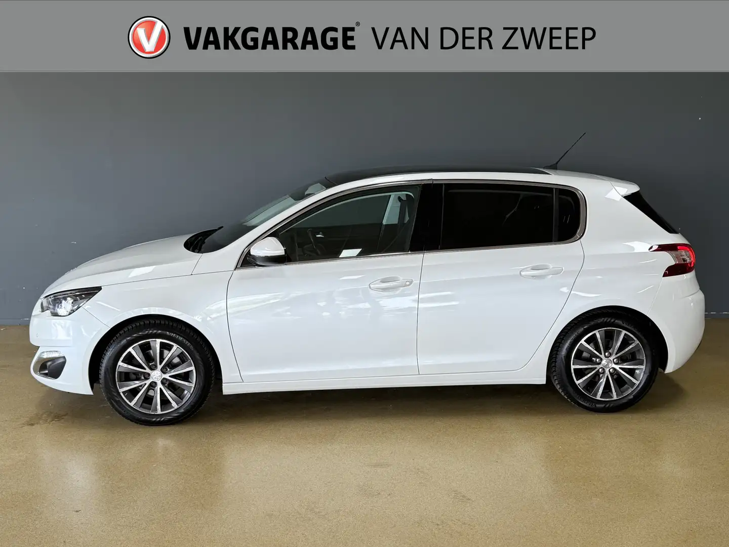 Peugeot 308 1.2 PureTech Allure | Panoramadak | Camera Wit - 2