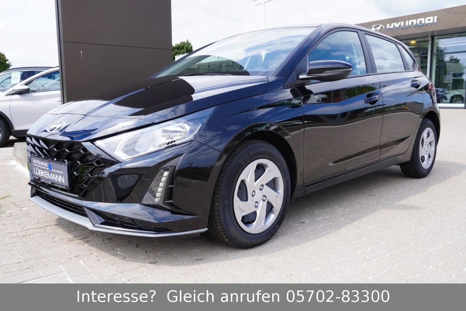 Hyundai i20 1.0 Turbo Select *WINTERRÄDER GRATIS* Noir - 1