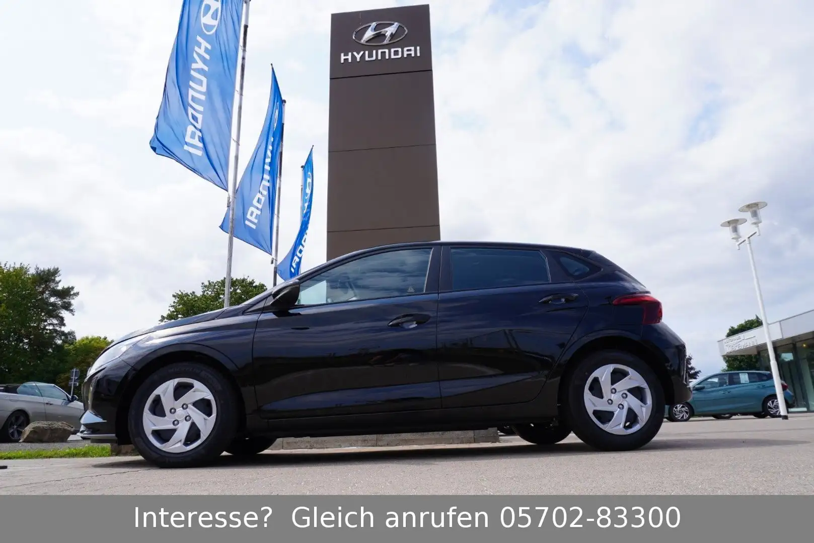 Hyundai i20 1.0 Turbo Select *WINTERRÄDER GRATIS* Noir - 2