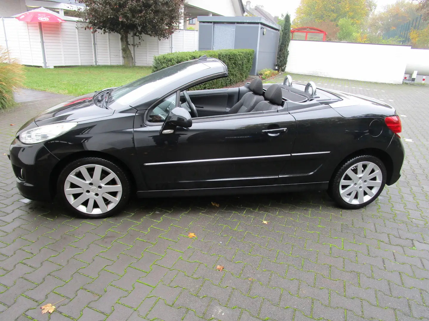 Peugeot 207 207 CC 120 VTi Allure Schwarz - 2