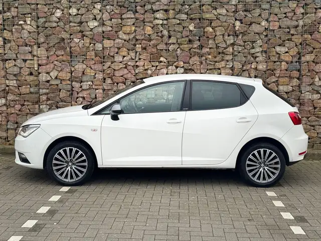 Seat Ibiza view 9