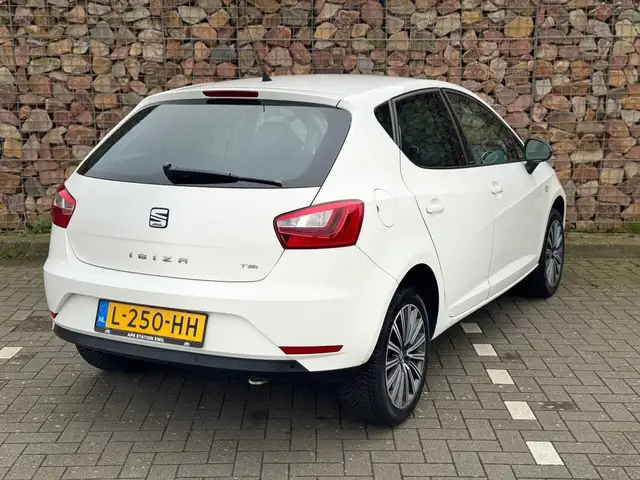 Seat Ibiza view 5