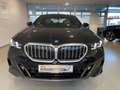 BMW 550 e xDrive M Sport 20'' IconGl Pano B&W KomfSi belüf Grau - thumbnail 2