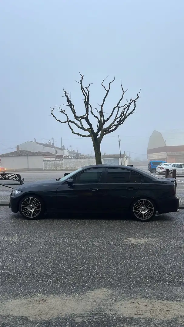 BMW 330 - 1