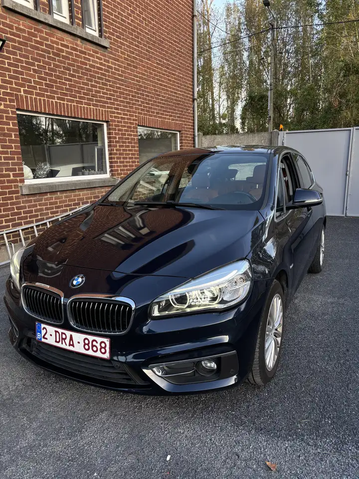 BMW 218