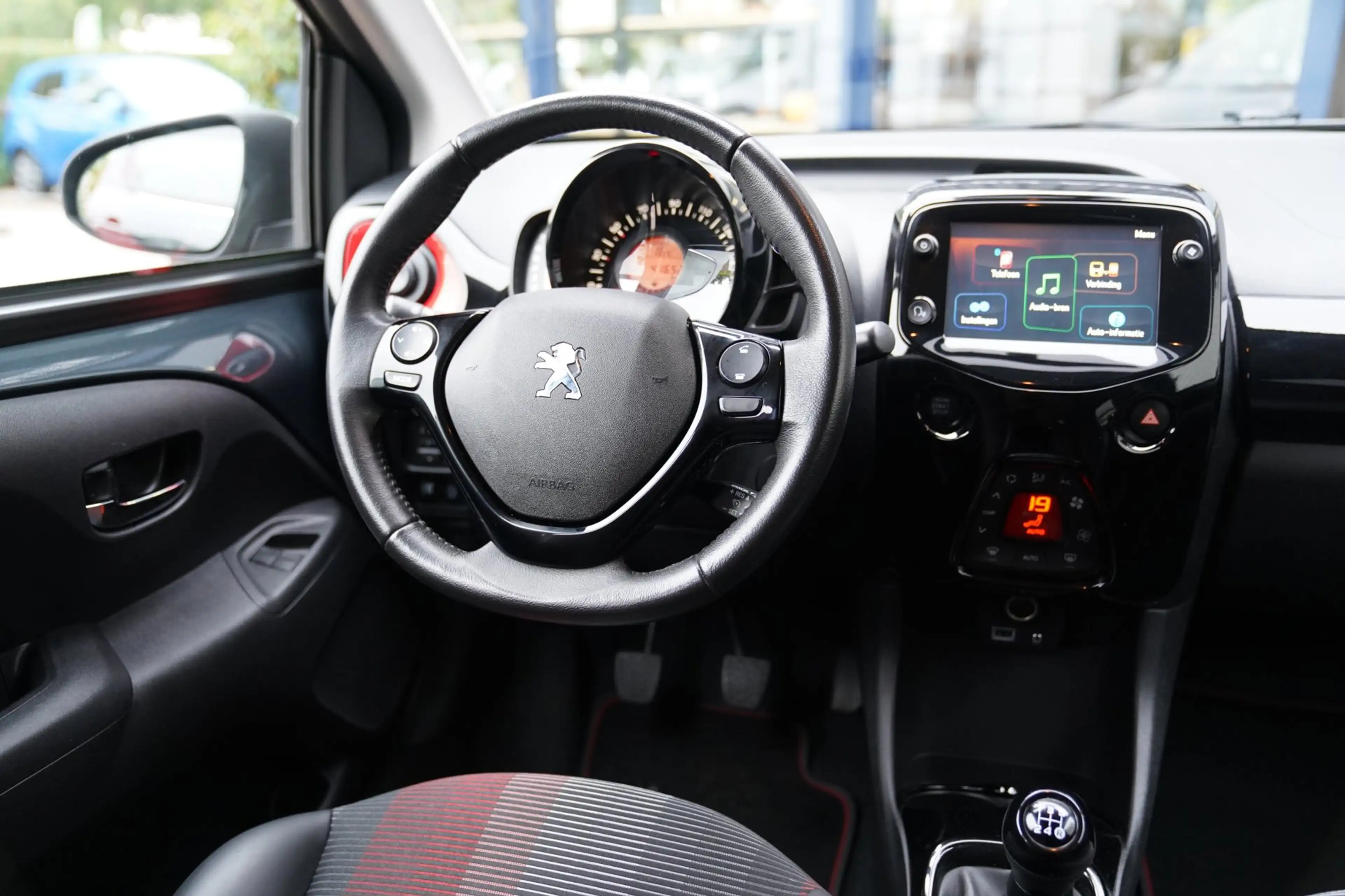Peugeot 108 1.0 e-VTi GT-Line|Prijs rijklaar incl. 12 mnd gara — photo 3
