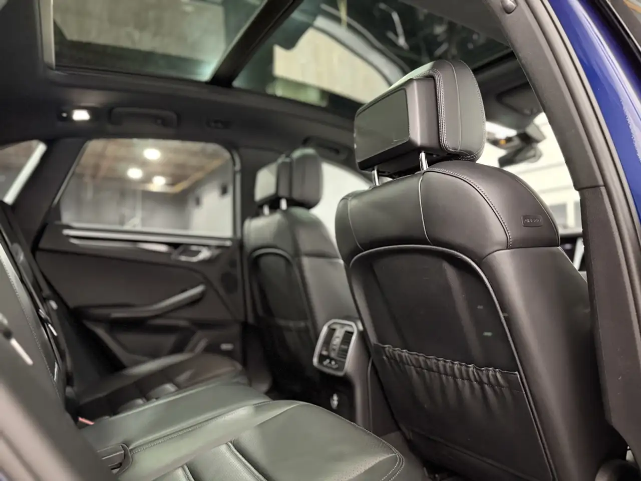 Porsche Macan снимка Porsche Macan