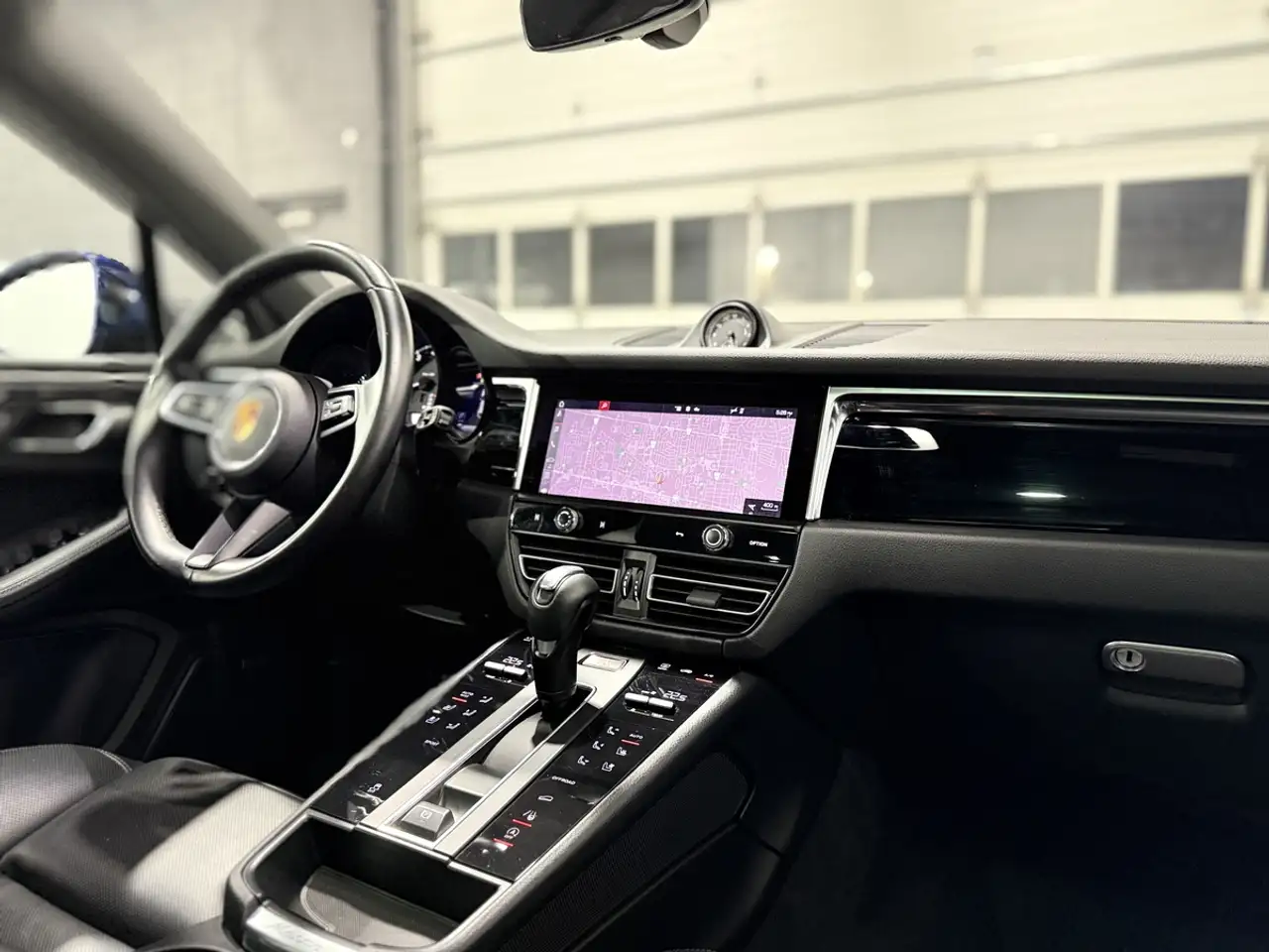 Porsche Macan снимка Porsche Macan