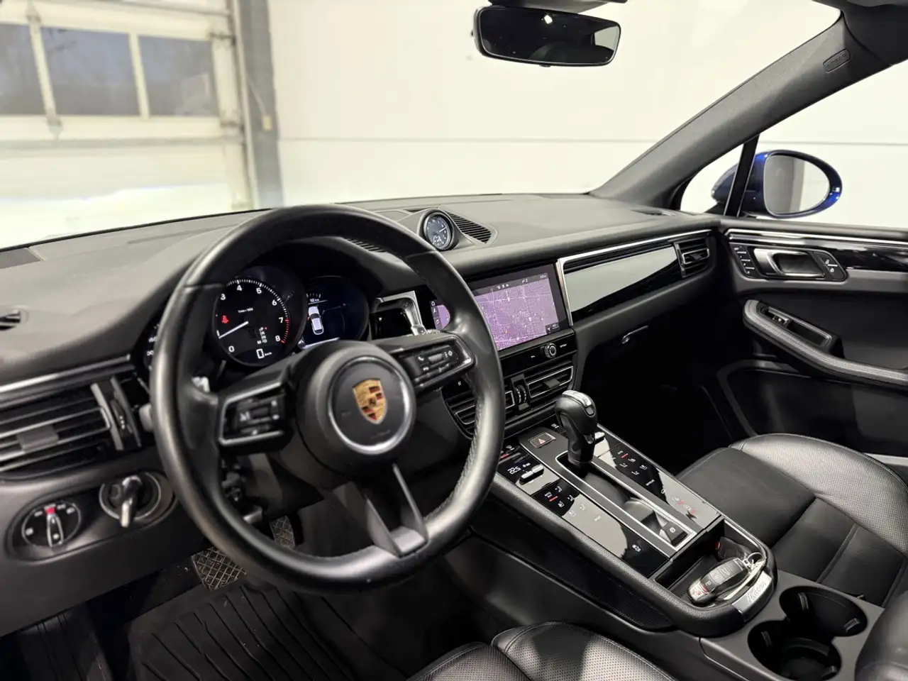 Porsche Macan снимка Porsche Macan