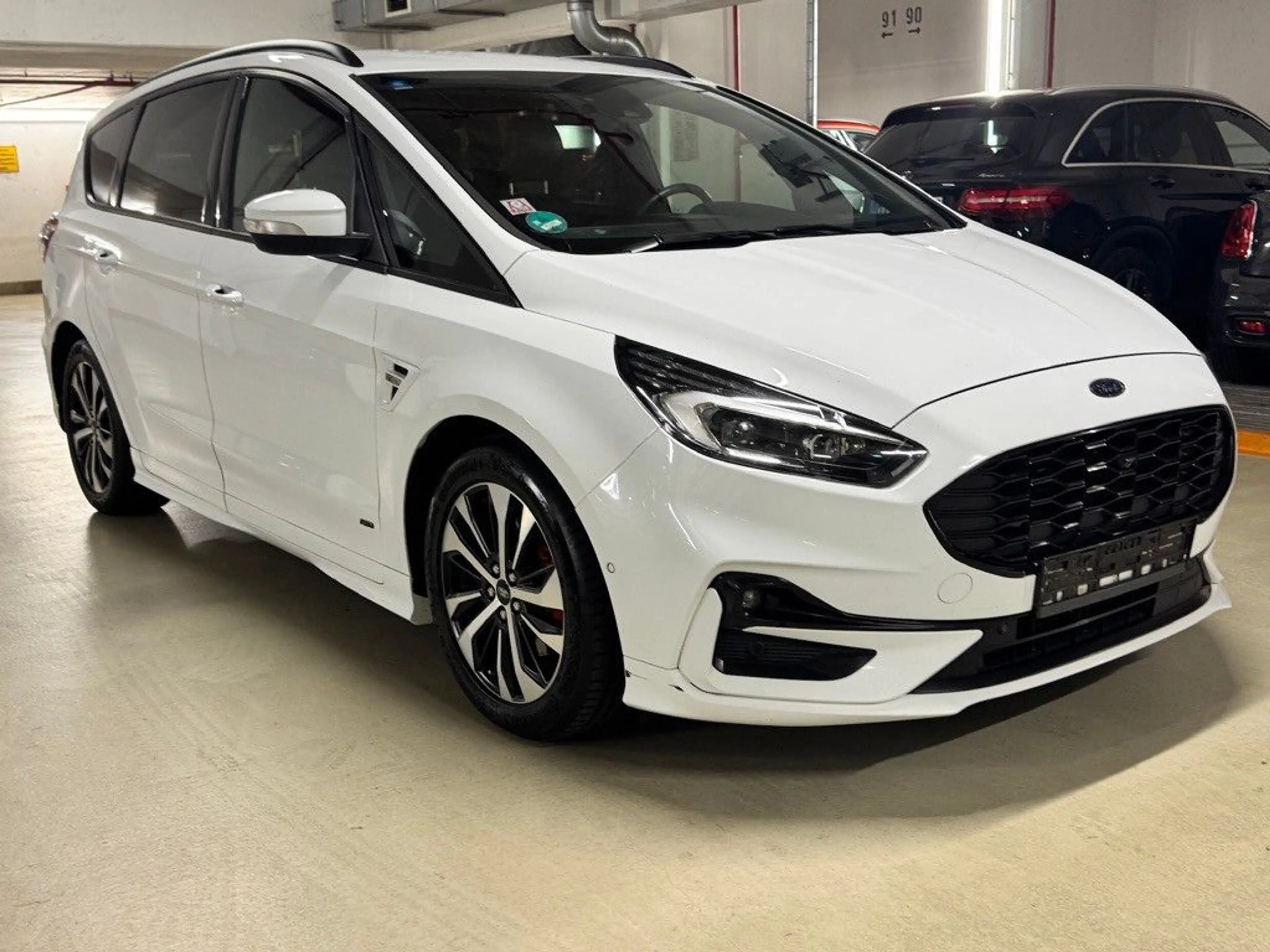 Ford S-Max S-MAX ST-Line AWD — photo 5