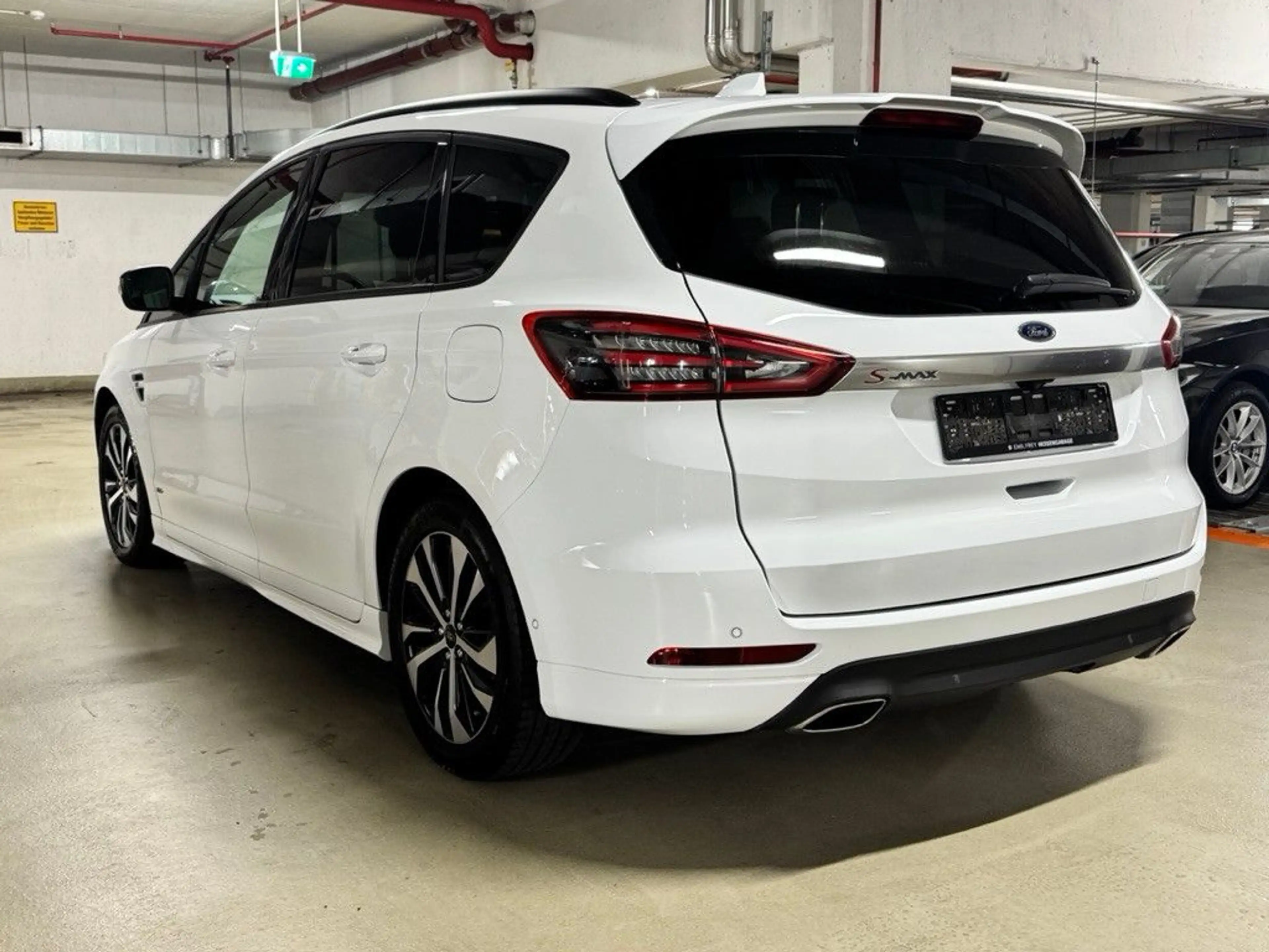 Ford S-Max S-MAX ST-Line AWD — photo 2