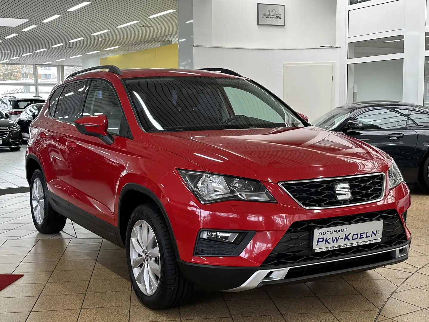SEAT Ateca 1.6 TDi Style*NAVi TOUCH*KAMERA*AHK*SiTZHG Rot - 2