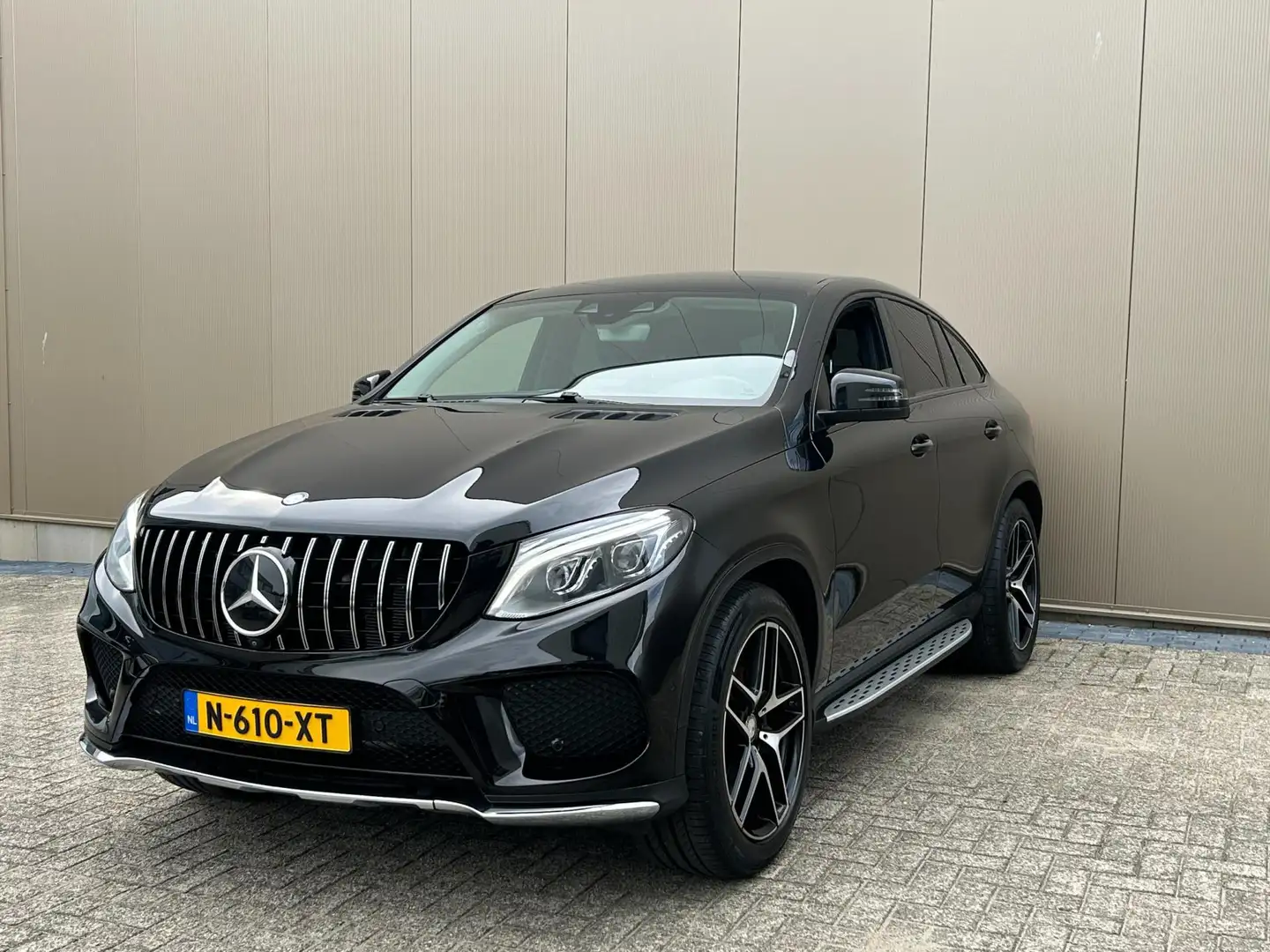 Mercedes-Benz GLE 450 Coupé AMG 4MATIC Zwart - 2