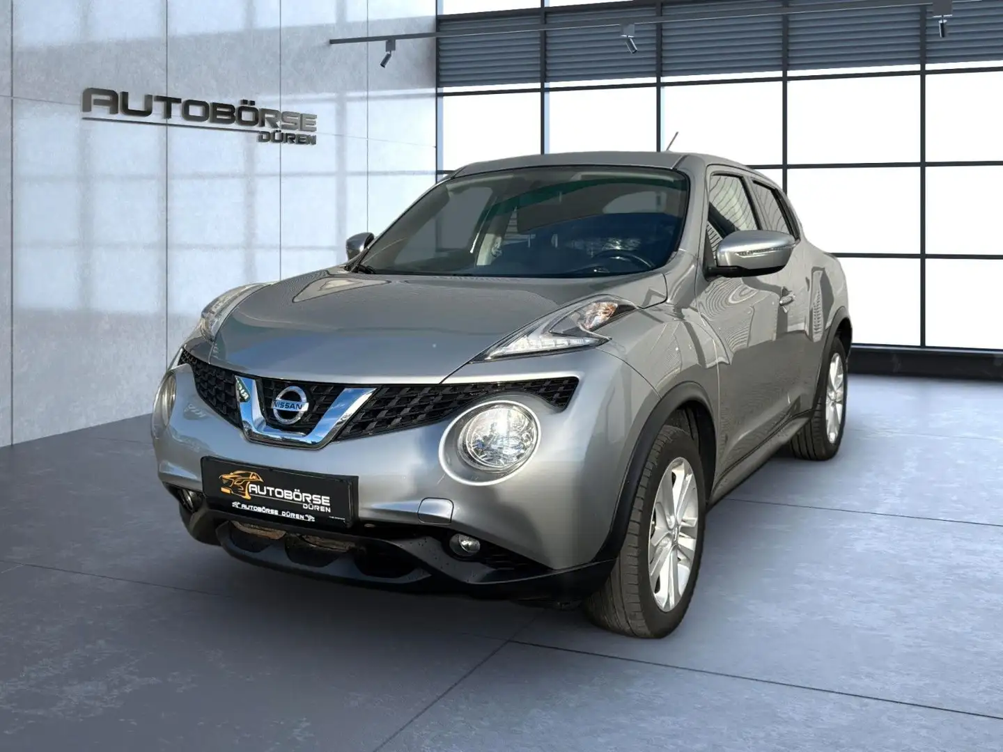 Nissan Juke Acenta HU neu/Service neu/Garantie Silber - 2