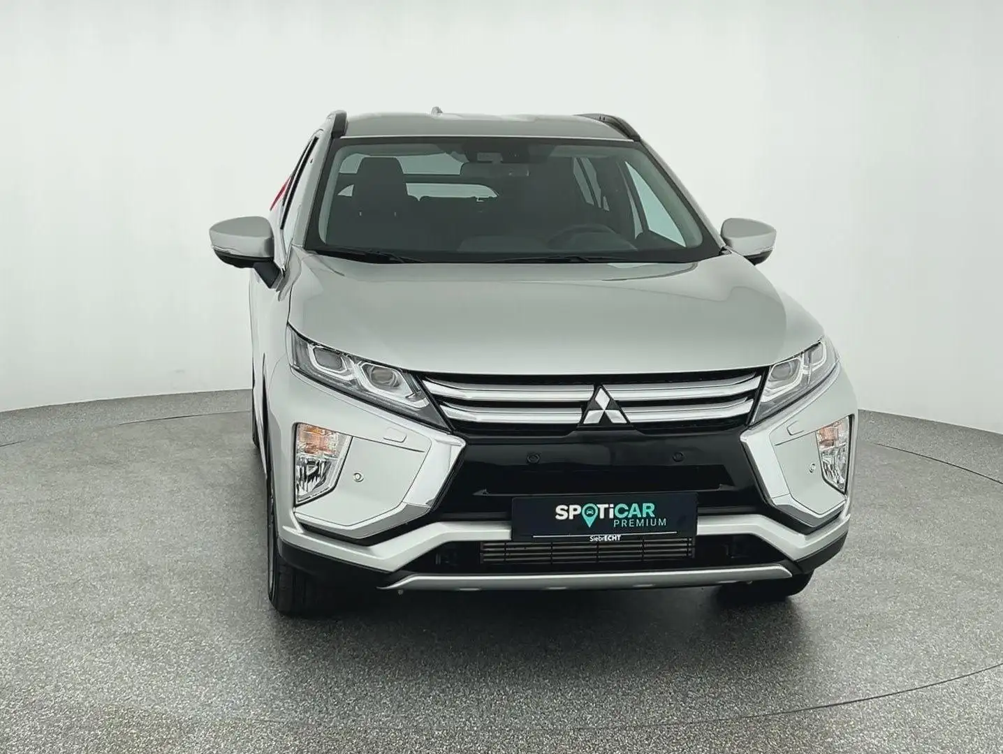 Mitsubishi Eclipse Cross Top 2WD 1.5 T-MIVEC*Navi*Leder* Ezüst - 2