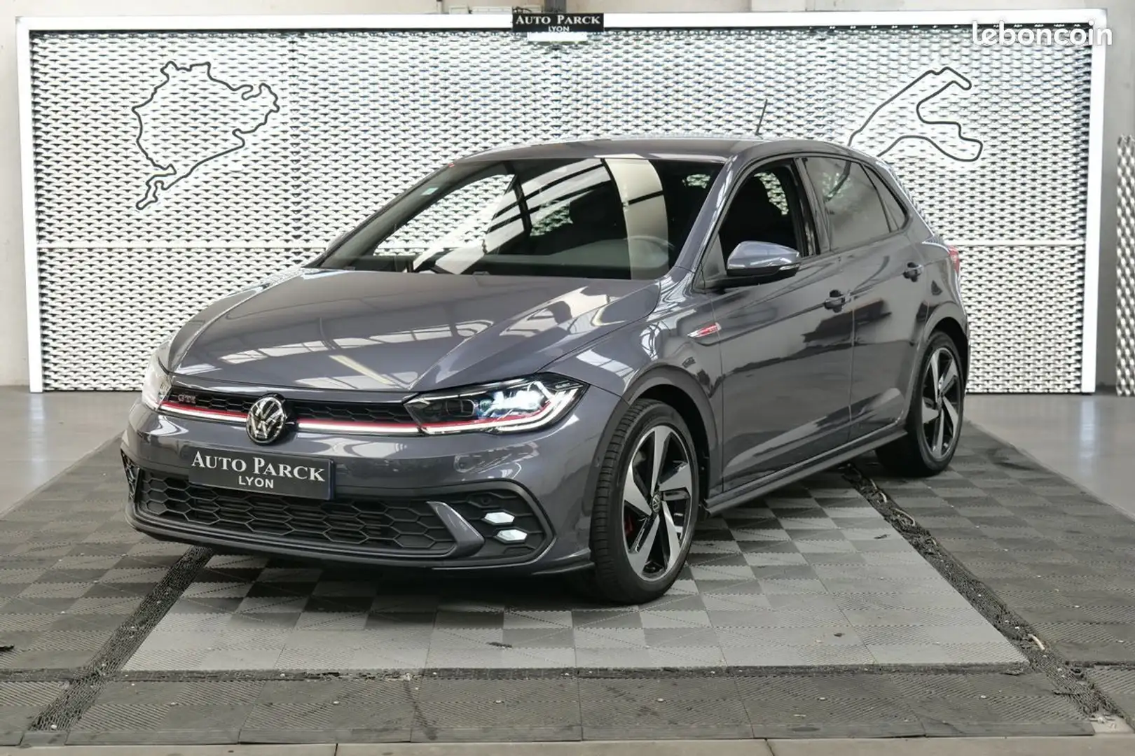 Volkswagen Polo New gti 2.0 tsi 207 dsg7 1 main francais tva recup Gris - 1
