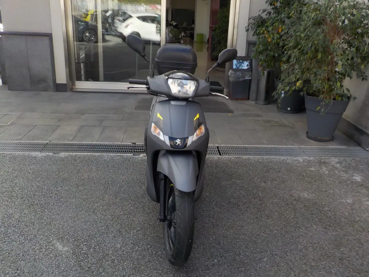 Peugeot Tweet